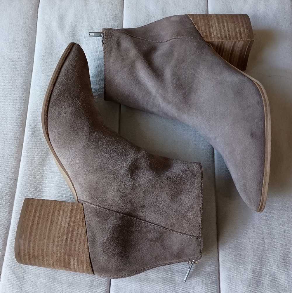 Steve Madden Elegant Suede Leather Ankle Boots - Taupe_9.5